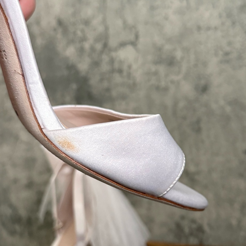 Elegant Cream Bow Heels bridal unique sandals - Picture 8 of 13